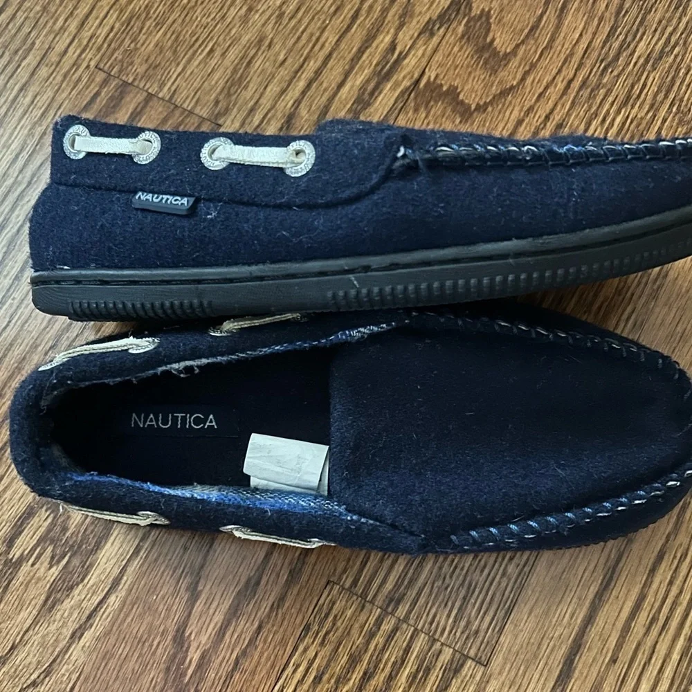 Nautica navy suede